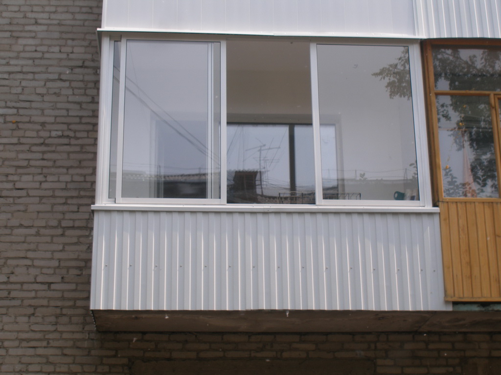 Установка пластиковых окон на балконе: остекление лоджии Лосино-Петровский
