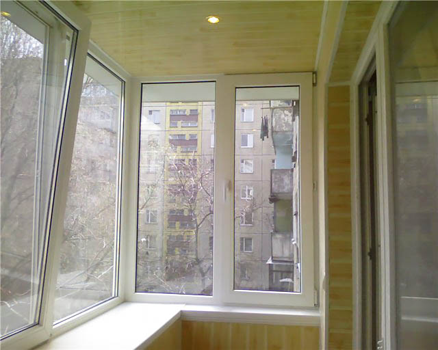 Остекление балкона в панельном доме по цене от производителя Лосино-Петровский