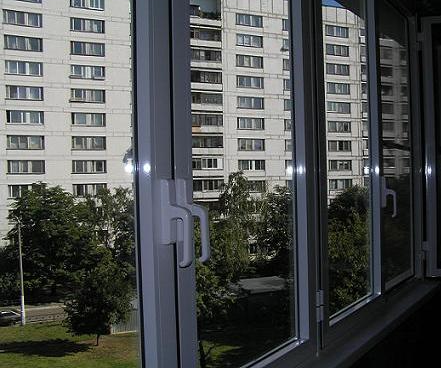 установка пластиковых окон на балконе Лосино-Петровский