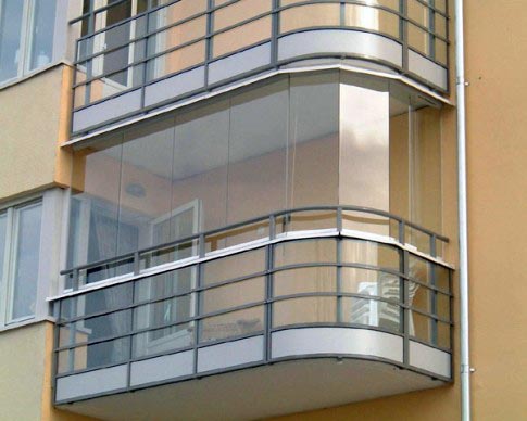 Сплошное безрамное остекление балкона без рам Лосино-Петровский